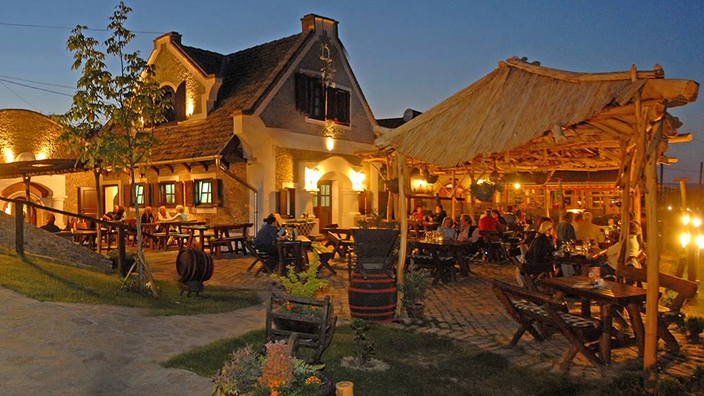 The large number and varied offer of the local restaurants are able to satisfy the visitors’ needs. You can have dinner in a country tavern, a small or a large restaurant, or you can take part in a pig roast and then you can also taste the dishes. The delicious flavours of County Zala can also be consumed while listening to gypsy or dance music.